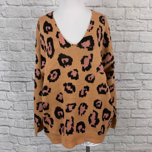 NWT Leopard Long Sleeve Knit Sweater - Picture 5 of 8
